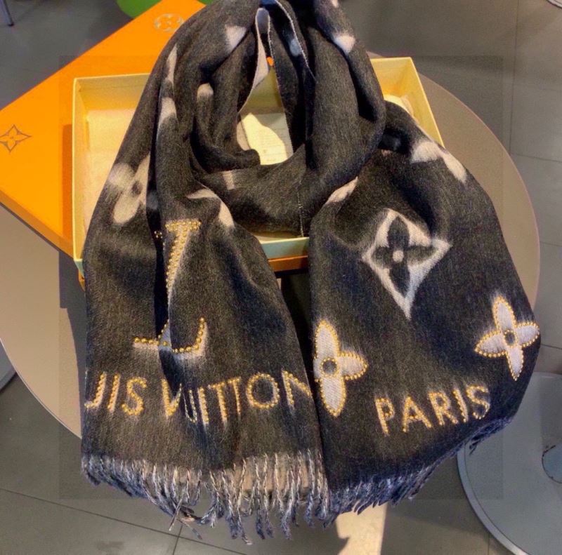 Louis Vuitton Scarf